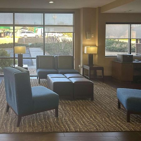 Comfort Suites Macon Luaran gambar