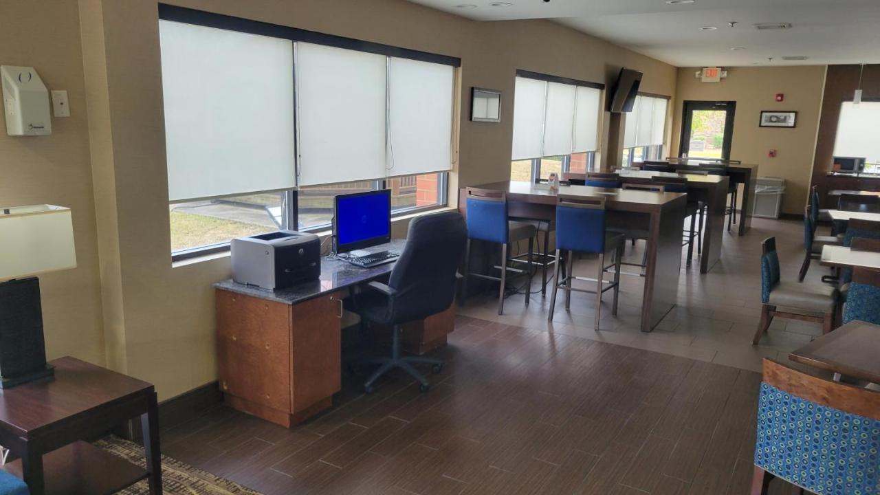 Comfort Suites Macon Luaran gambar