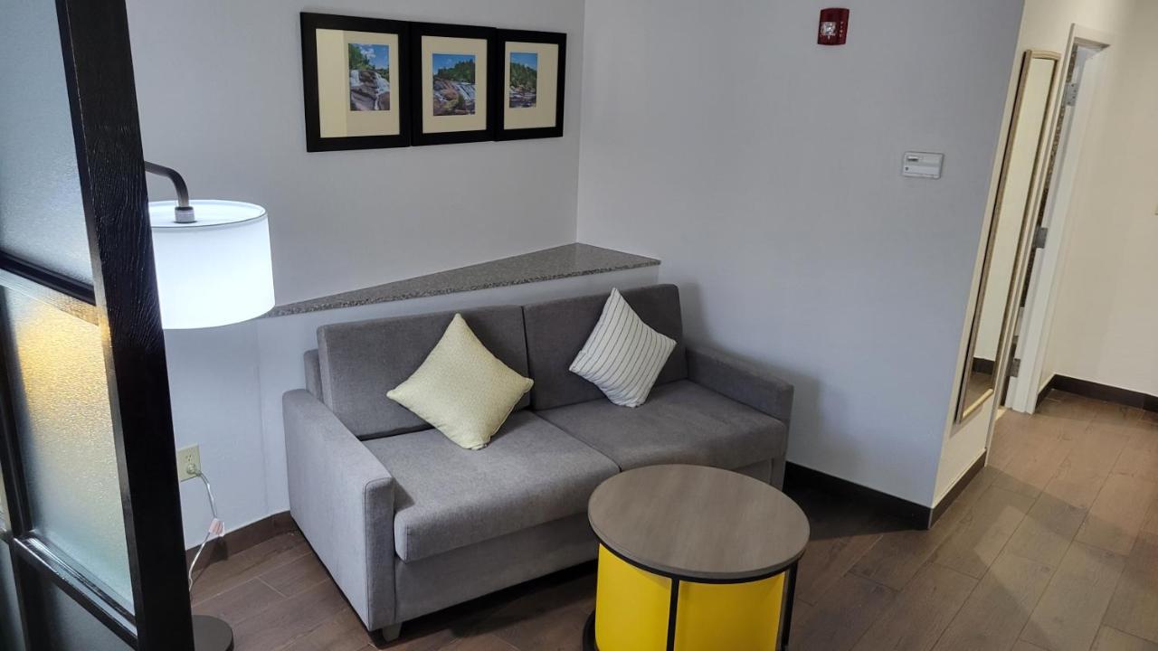 Comfort Suites Macon Luaran gambar